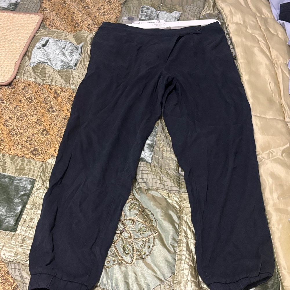 Alice + Olivia Black High-Waist Trousers with Tag - Picture 5 of 6